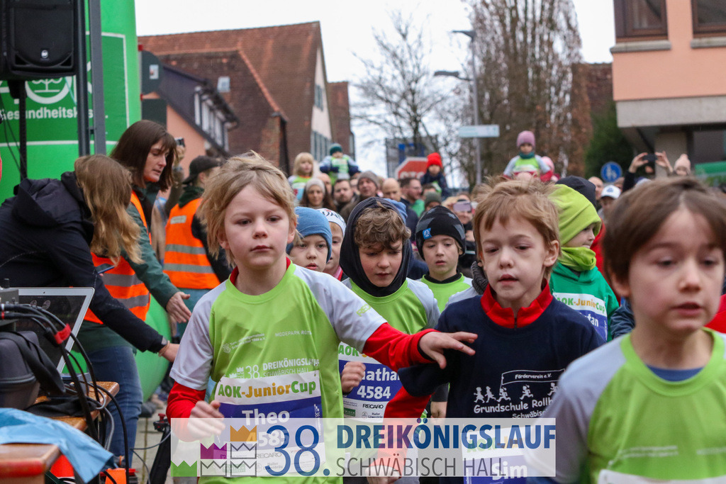 400m AOK Junior Cup | 3 Koenigslauf 2024 400m AOK Junior Cup - Realisiert mit Pictrs.com