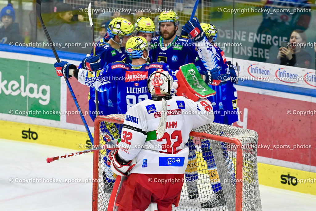 EC IDM Wärmepumpen VSV vs. EC KAC 12.3.2023 | #32 Dahm Sebastian, Jubel EC VSV Mannschaft