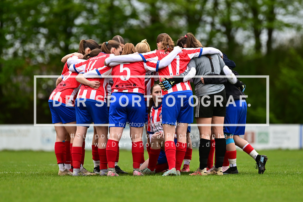 Fußball I Frauen I Saison 2025-2026 I Kreisliga I 13. Spieltag I FC Rosengarten - SV Ahlerstedt-Ottendorf IV I 167041 | Der Sportfotograf. - Realisiert mit Pictrs.com