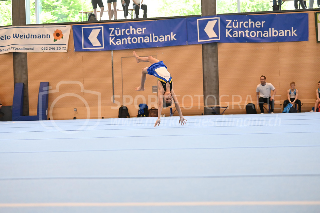 104. Zürcher Kunstturnertage Neftenbach - 14. May 2022 | 104. Zürcher Kunstturnertage Neftenbach
Turnhalle Ebni, Neftenbach
Programm 3/4 (P3/P4)
Bild: Sportfotografie Markus Aeschimann | www.markus-aeschimann.ch - Realisiert mit Pictrs.com