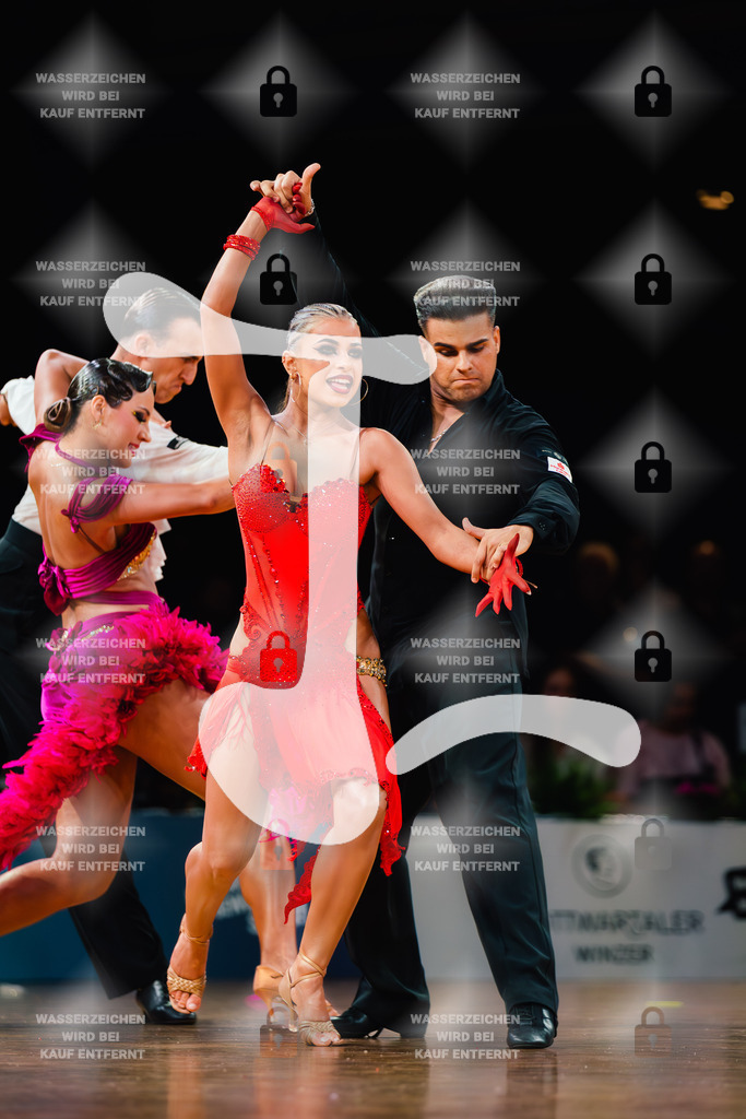 GOC 2025 - WDSF GrandSlam Latin 123rd-126th (29) Francisco Pedrosa _ Nicole Sokolow (Germany)-2025-08-23-1590 | Webshop for digital downloads and prints of dance sport, event & show photographer Julian Link - Realisiert mit Pictrs.com