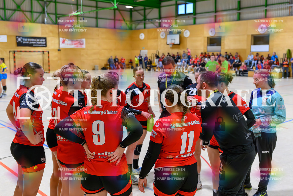 GER, SG Maulburg/Steinen - SV Allensbach 2, Handball, Suedbadenliga, 2. Spieltag, Saison 2023/2024, 14.10.2023 | Das Team in einer kurzen Pause bei einer Besprechung.

GER, SG Maulburg/Steinen - SV Allensbach 2, Handball, Suedbadenliga, 2. Spieltag, Saison 2023/2024, 14.10.2023

Foto: TH Fotografie/Thomas Hess