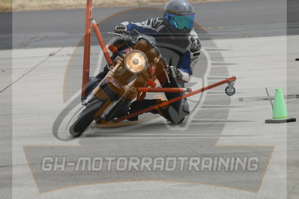IMG_3256 | gh-motorradtraining-foto.de - Realisiert mit Pictrs.com