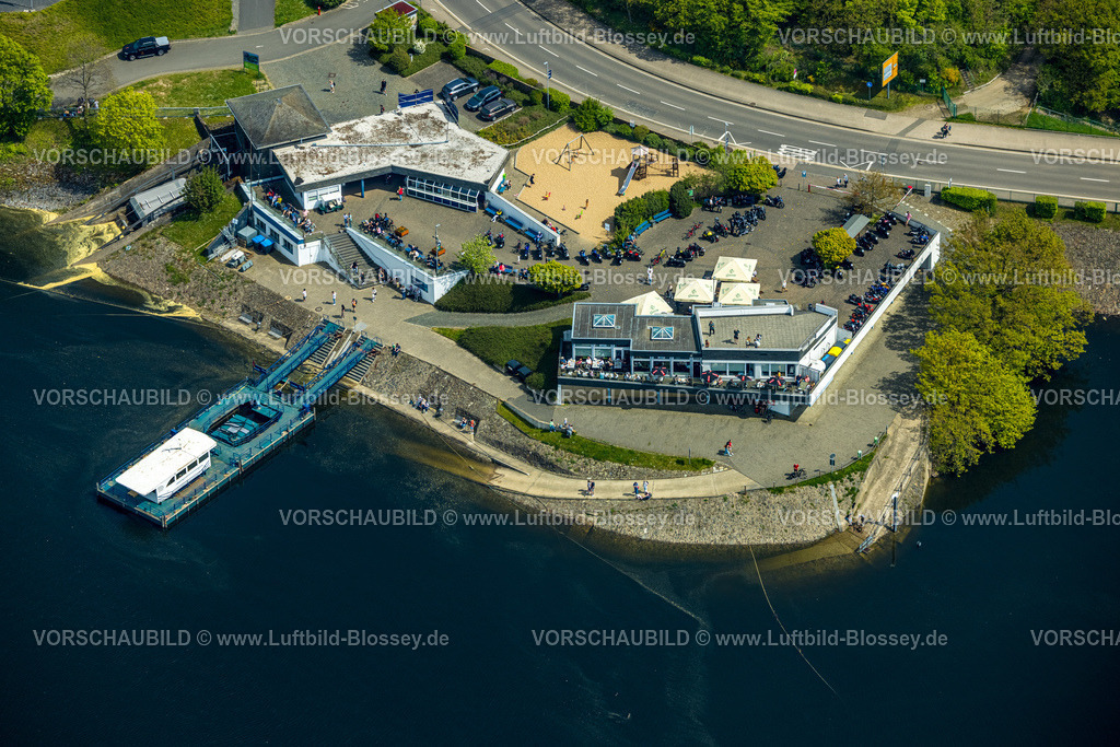 Heimrath240501794Rursee | Luftbild, Rursee, Rursee-Schifffahrt KG Staudamm Schwammenauel Schiffsanleger, Restaurant Am Pegel und Gäste auf der Terrasse und Promenade, Kinderspielplatz, Nationalpark Eifel, Hasenfeld, Heimbach, Nordrhein-Westfalen, Deutschland