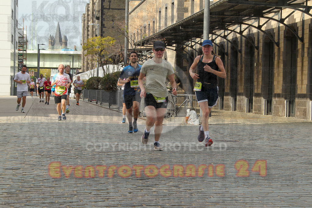 250920_1526_EV4_8787 | Sportfotografie im Rhein-Sieg Kreis, Köln, Bonn, NRW, Rheinland Pfalz, Hessen, etc. Unser Tätigkeitsfeld umfasst den Laufsport vom Volkslauf über den Marathon, Duathlon, Triathon bis zum Ultralauf wie Kölnpfad Ultra oder Schindertrail.