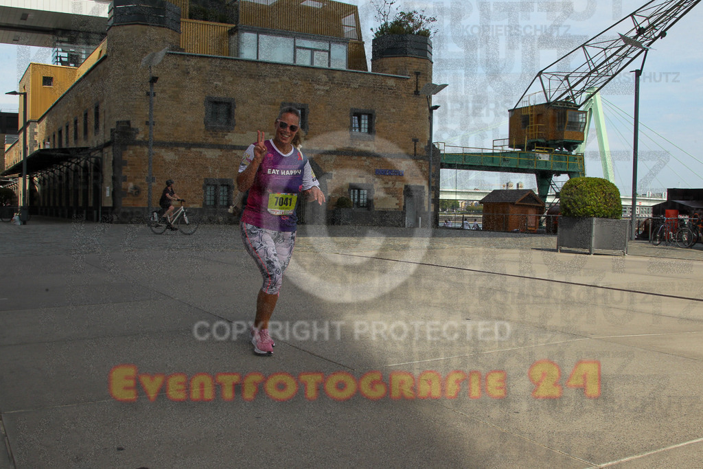 250920_1340_EV4_6416 | Sportfotografie im Rhein-Sieg Kreis, Köln, Bonn, NRW, Rheinland Pfalz, Hessen, etc. Unser Tätigkeitsfeld umfasst den Laufsport vom Volkslauf über den Marathon, Duathlon, Triathon bis zum Ultralauf wie Kölnpfad Ultra oder Schindertrail.
