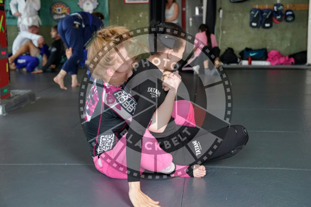 20240413PBB5477 | Fighters compete during the Grapplethon 24hours of rolling for a reason in Hamburg, Germany, on April 13, 2024.
