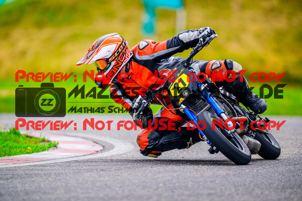 MaZZes_FotoMatrix_240608_6007705_6154 | STK