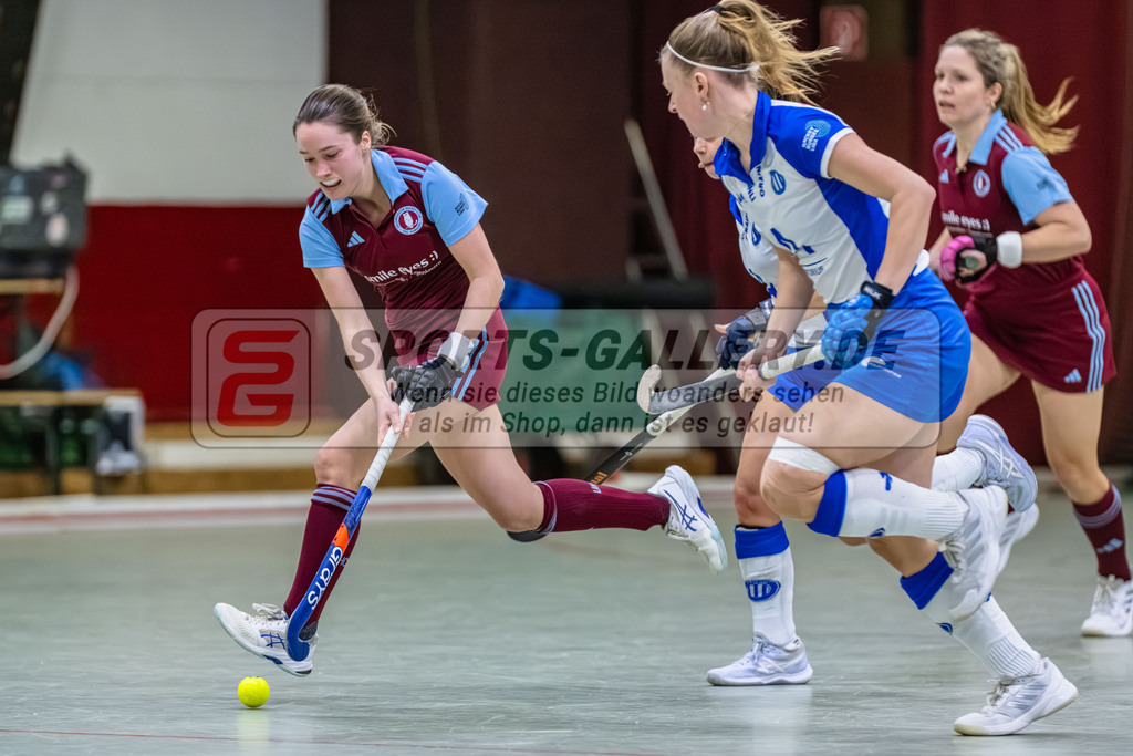 SM_20260110-DZ9_9485 | 1.Bundesliga Hallenhockey  (W) UHC - GTHGC / 7:4 (4:3)