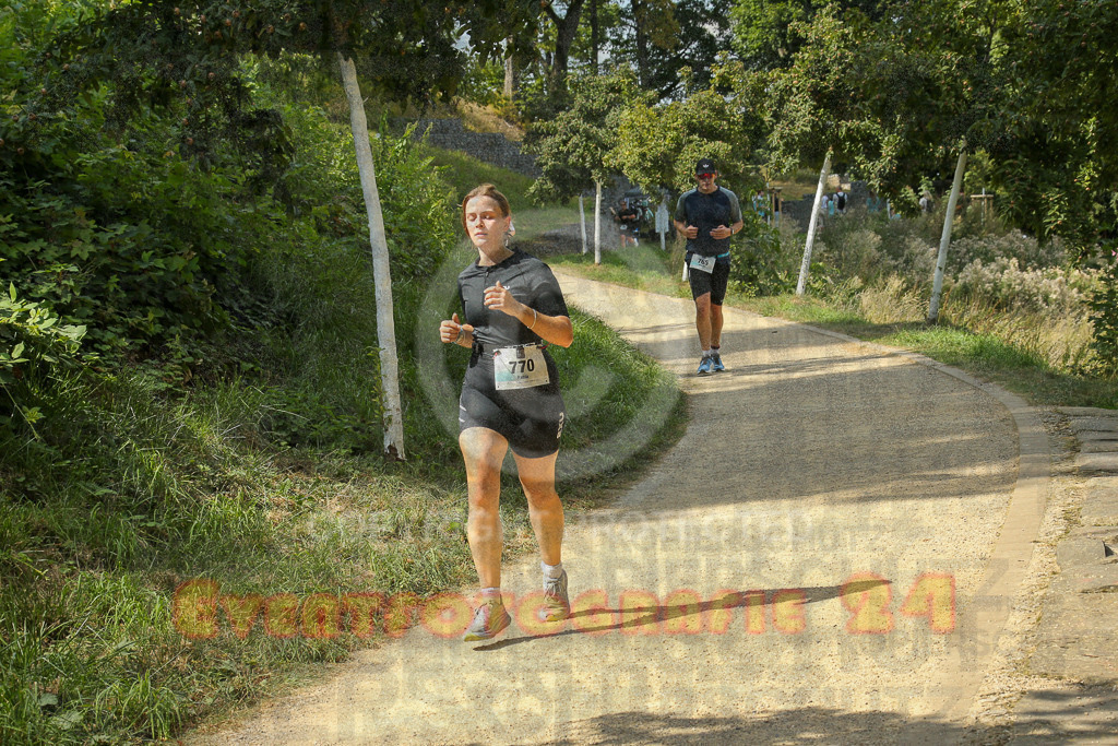 250824_1457_EX1_8172 | Sportfotografie im Rhein-Sieg Kreis, Köln, Bonn, NRW, Rheinland Pfalz, Hessen, etc. Unser Tätigkeitsfeld umfasst den Laufsport vom Volkslauf über den Marathon, Duathlon, Triathon bis zum Ultralauf wie Kölnpfad Ultra oder Schindertrail.