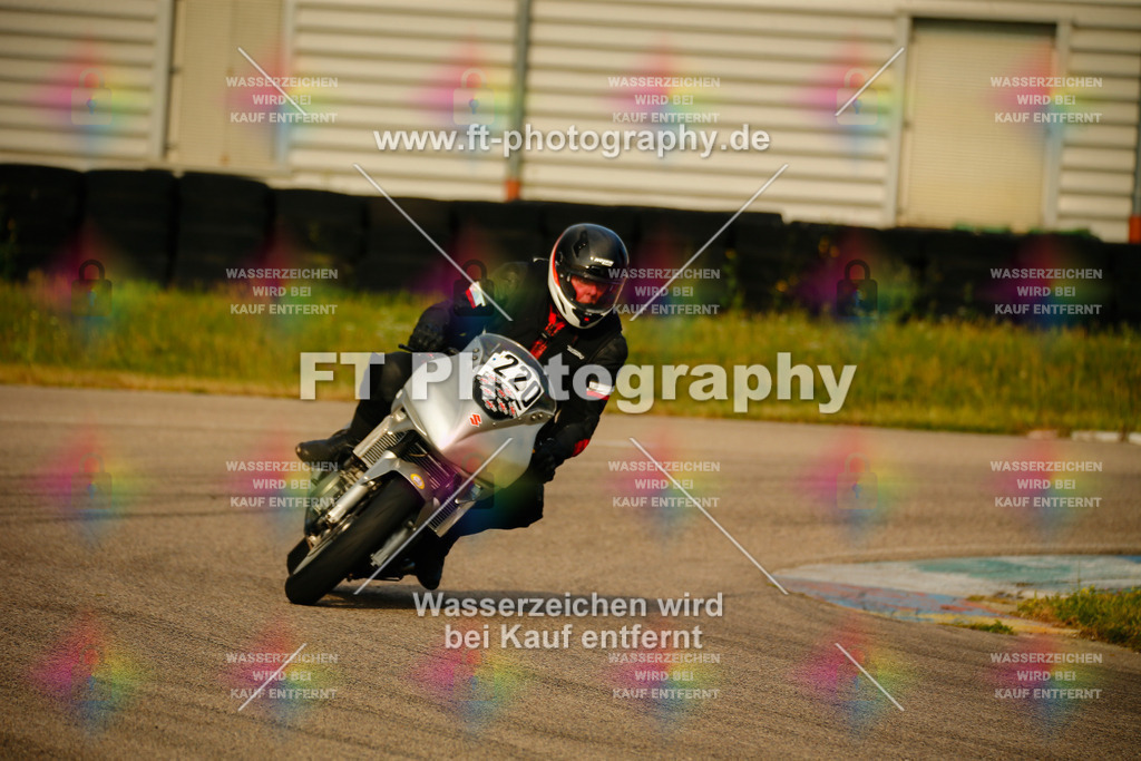 _MOT5136 | Hier findet Ihr Bilder von Touristenfahrten auf der Nürburgring Nordschleife oder von anderen Veranstaltungen die ich besucht habe. Viel Spass beim Durch Schauen 