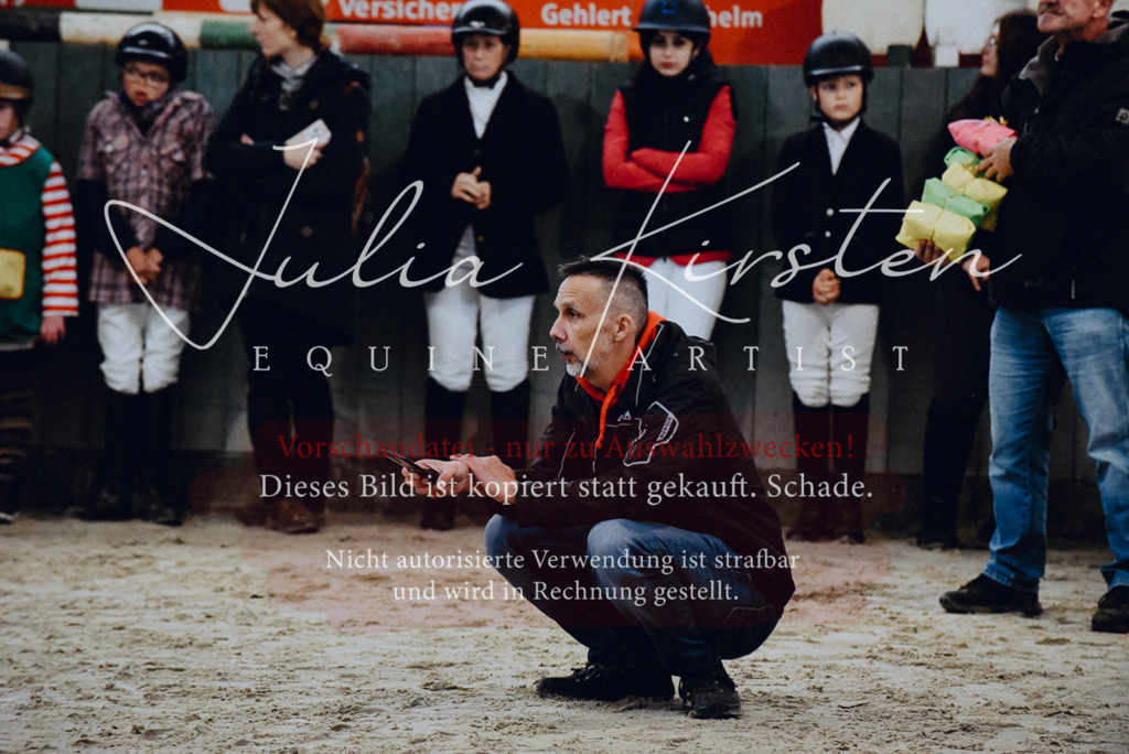 DSC_7014 | Pferde- und Turnierfotografie in Westsachsen. Pferdeportraits, Auftragszeichnungen und intuitive Kunst.