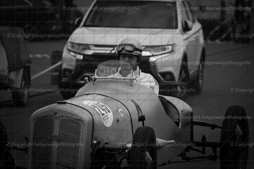 DKW F7 Racing Spezial | Foto vom 3. Classic Motor Weekend 18. - 20. August 2023 auf dem Flugplatz in Obermehler - Realisiert mit Pictrs.com