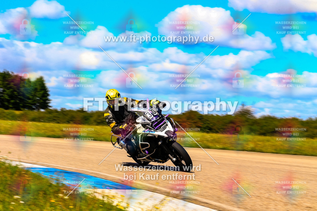 030-6289 | Hier findet Ihr Bilder von Touristenfahrten auf der Nürburgring Nordschleife oder von anderen Veranstaltungen die ich besucht habe. Viel Spass beim Durch Schauen 