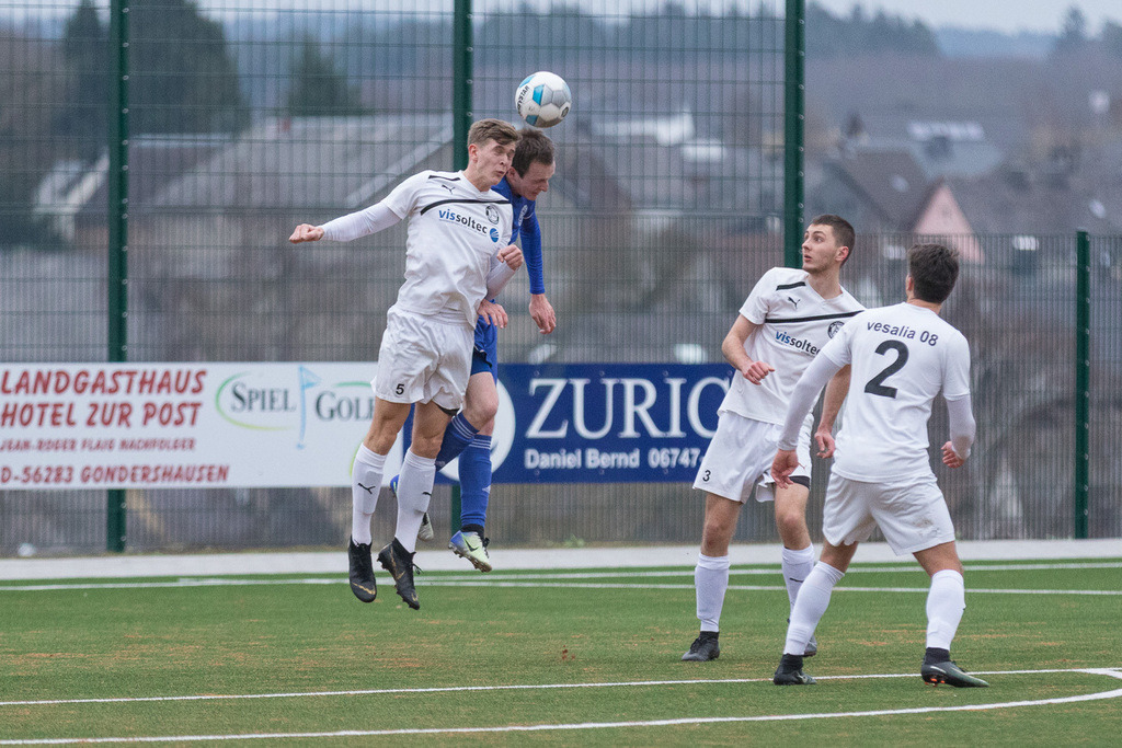 SG Morshausen - SV Oberwesel | Sportfotografie Hermann-Josef Stoffel - Realisiert mit Pictrs.com