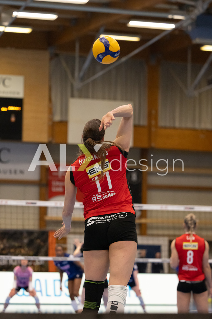 Volleyball I Frauen I Saison 2025-2026 I Volleyball NLA | Women I 1/2 Finals I  VC Kanti Schaffhausen - Sm'Aesch Pfeffingen I 18.03.2026 | 11 Kateřina Holásková (CZ) (VC Kanti Schaffhausen) – Mitte - Realisiert mit Pictrs.com
