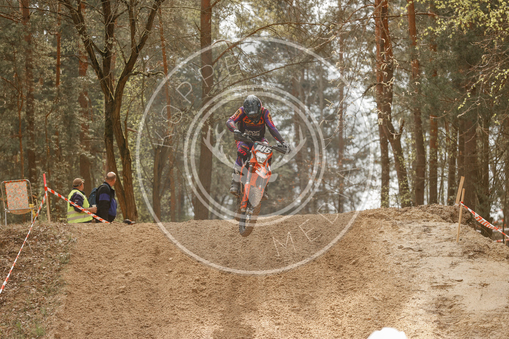 4TaktLauf1-81 | koppe-media - Realisiert mit Pictrs.com