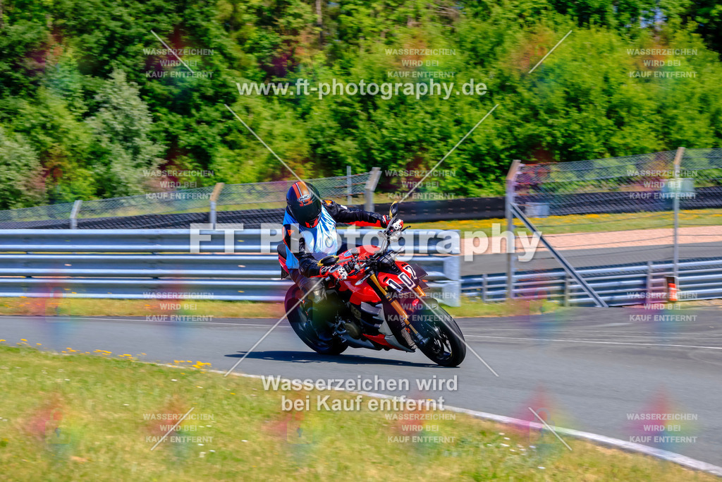 _TCM6773 | Hier findet Ihr Bilder von Touristenfahrten auf der Nürburgring Nordschleife oder von anderen Veranstaltungen die ich besucht habe. Viel Spass beim Durch Schauen 