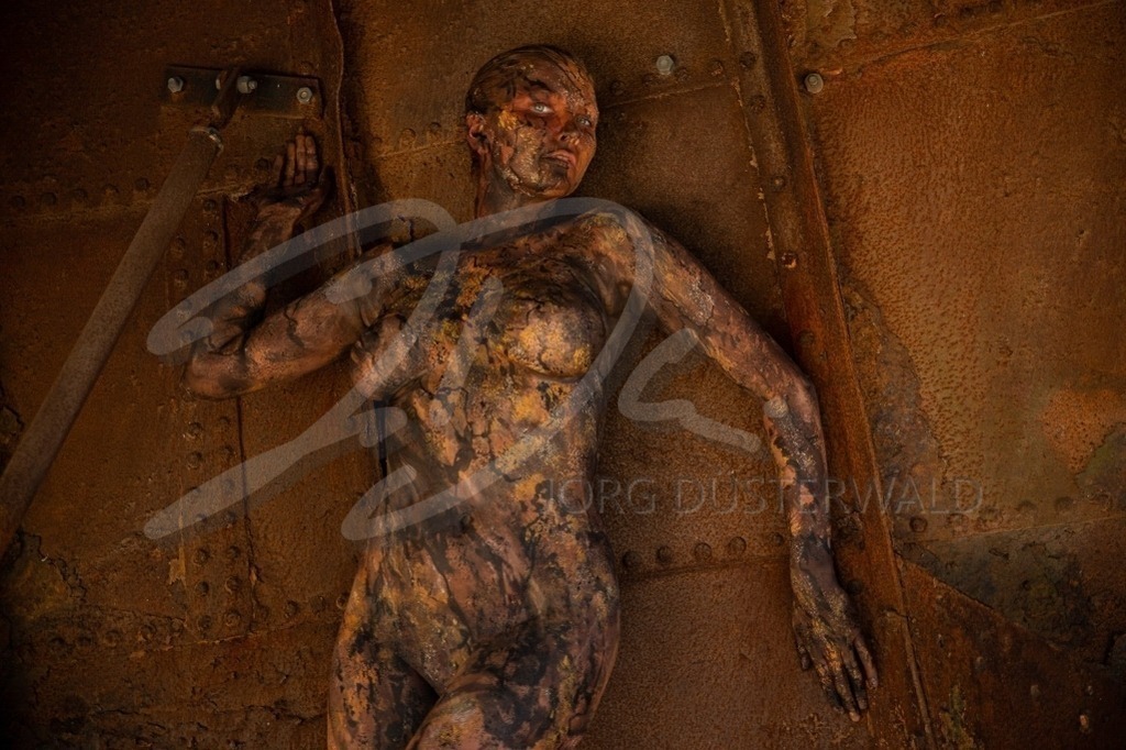 Camouflage-ROST_3420a2 | #003 | Modell: Fee | Foto: Mario Mach - Realisiert mit Pictrs.com