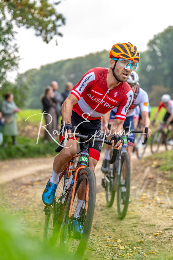 Ralf Eppink Photography 20251012_DSC03531 | Sportfotografie, Eventfotografie, Porträtfotografie, Radsport Fotograf, Triathlon Fotograf, Düsseldorf Fotograf, Köln Fotograf, Actionfotografie, Teamfotografie, Peoplefotografie, Business Portraits, Veranstaltungsfotografie, Reportagefotografie - Realisiert mit Pictrs.com