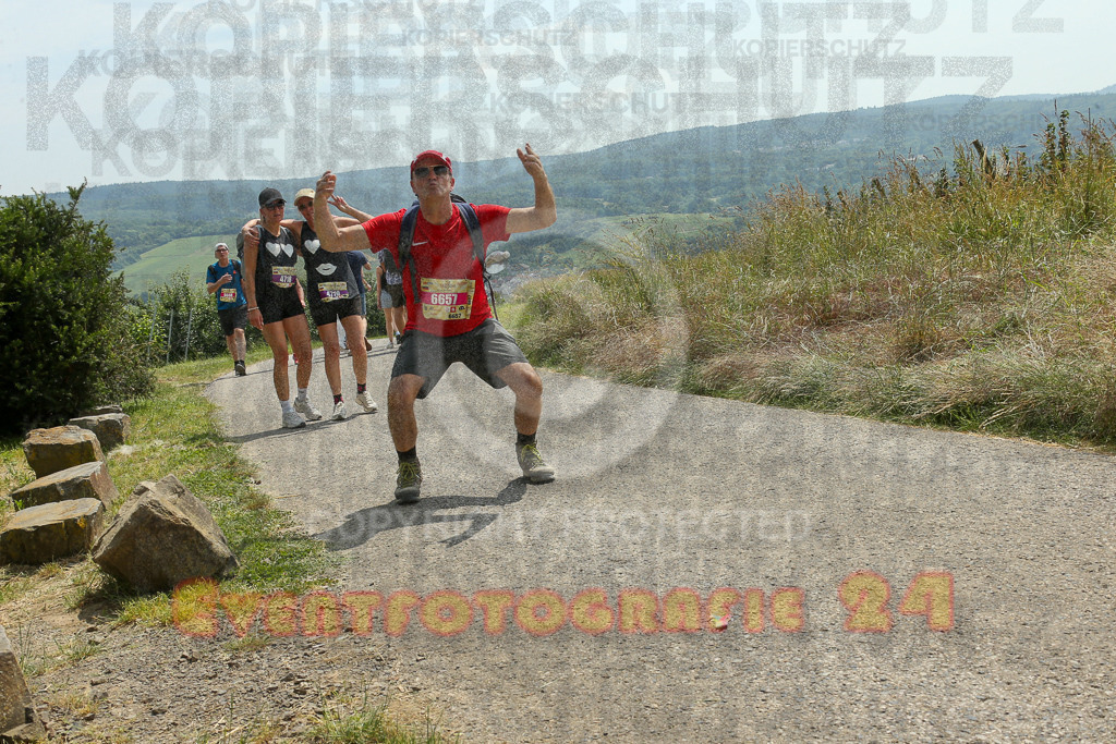 250614_1422_EX1_0696 | Sportfotografie im Rhein-Sieg Kreis, Köln, Bonn, NRW, Rheinland Pfalz, Hessen, etc. Unser Tätigkeitsfeld umfasst den Laufsport vom Volkslauf über den Marathon, Duathlon, Triathon bis zum Ultralauf wie Kölnpfad Ultra oder Schindertrail.