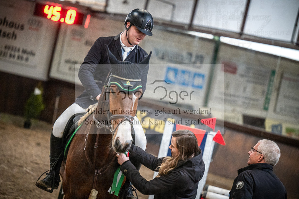 DOS_0028 | Entdecke hochwertige Reitturnierfotos von Foto Oger. Professionell, emotional und authentisch – jetzt Lieblingsmomente im Shop bestellen.Deutschlandweite Turnierfotografie. - Realisiert mit Pictrs.com