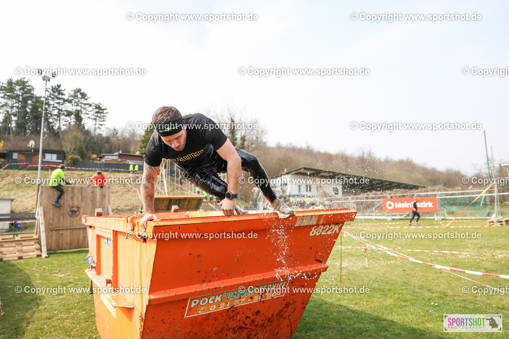 LUR_3578 | Celtic Warrior Dirth Run #celticwarriordirtrun #ocr #kidsrace #celtinis #sprint #wallhalla #dirtrun #donnerskirchen#celticwarriordirtruniscoming #celticwarrior #allout #battle #endurance #ultra #celticwarriorultra #yourpictrs #sportshot_your_pictrs
