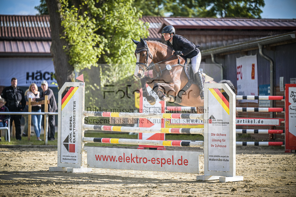 DOS_3551 | Entdecke hochwertige Reitturnierfotos von Foto Oger. Professionell, emotional und authentisch – jetzt Lieblingsmomente im Shop bestellen. - Realisiert mit Pictrs.com