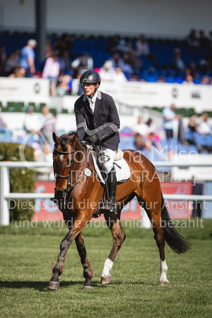 240510_Hamburg_YoungsterTour7y-103 | Deine schönsten Turniermomente als professionelle Fotos! Entdecke hochwertige Pferdesport-Fotografie im Online-Shop. Jetzt Fotos finden & bestellen!