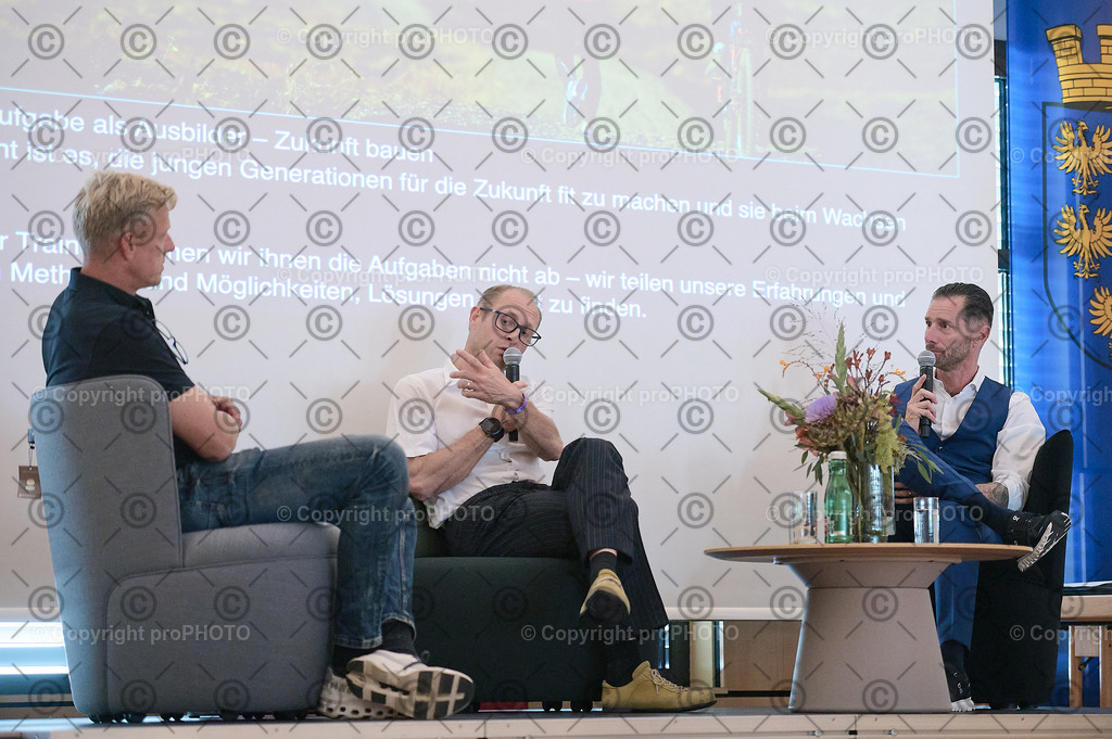 155_202509_EmployerBranding_NZ6_9911 | proPHOTO - Realisiert mit Pictrs.com