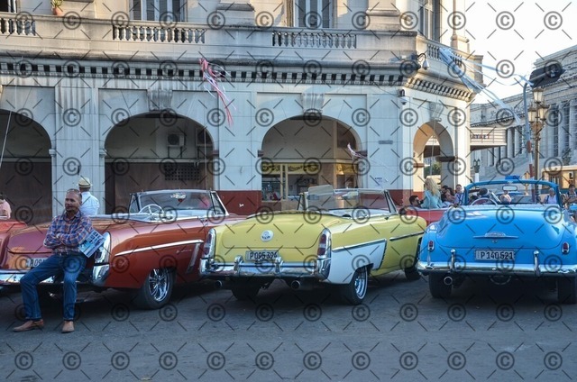 RGE_4654r | Amerikanische Oldtimer in Havanna     Fotograf: Ralf Gebhardt - Realisiert mit Pictrs.com