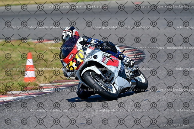 25bc03-1606 | markuskiefer.com - Realisiert mit Pictrs.com