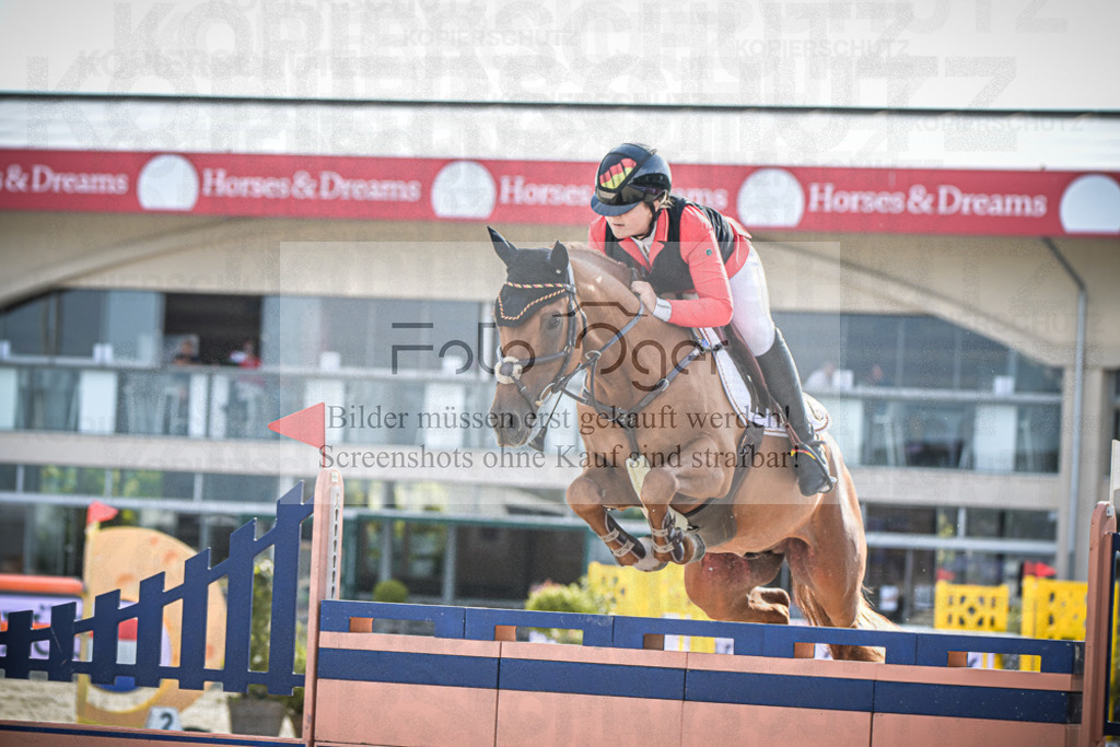 DOS_9579 | Entdecke hochwertige Reitturnierfotos von Foto Oger. Professionell, emotional und authentisch – jetzt Lieblingsmomente im Shop bestellen.Deutschlandweite Turnierfotografie. - Realisiert mit Pictrs.com