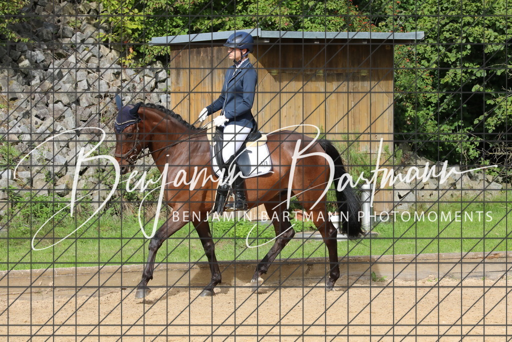 AZ2A2029 | Benjamin Bartmann Photomoments