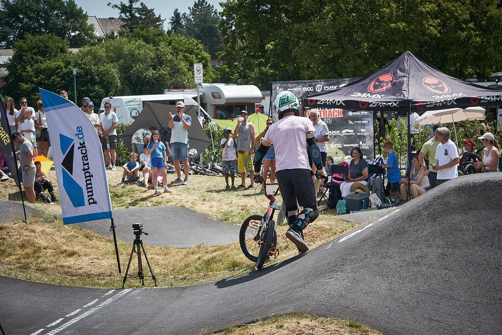 202506251-04 PM25 157@sebastiankopp | German Pumptrack Series - Realisiert mit Pictrs.com
