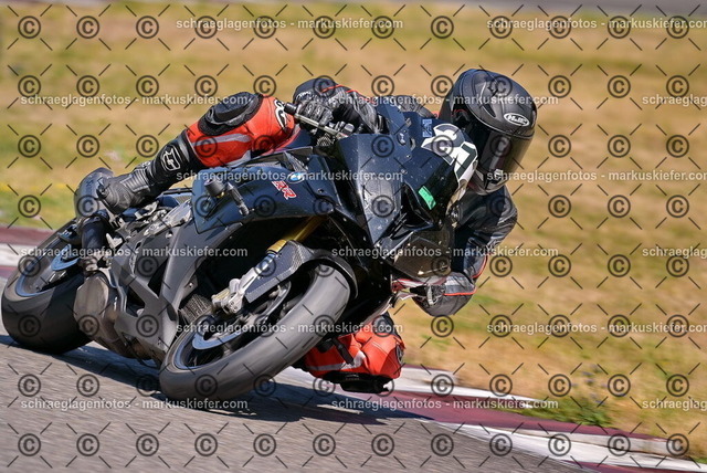26bt05-1153 | markuskiefer.com - Realisiert mit Pictrs.com