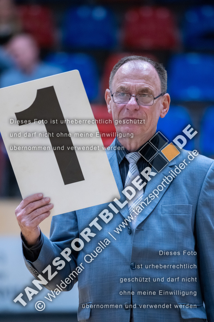 20260328-02653 | Hier finden Sie Tanz Bilder vom Latein und Standard Formationen tanzen. Sportbilder vom Tanzsport. Schöne Fotos und von Weltmeisterschaft, Europameisterschaft, Bundesliga, Regionalliga, Oberliga und Landesliga sowie von GOC Stuttgart, DanceComp, WM Bremen