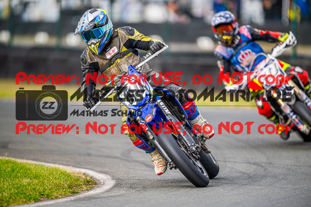 MaZZes_FotoMatrix_231001_1920 | S4