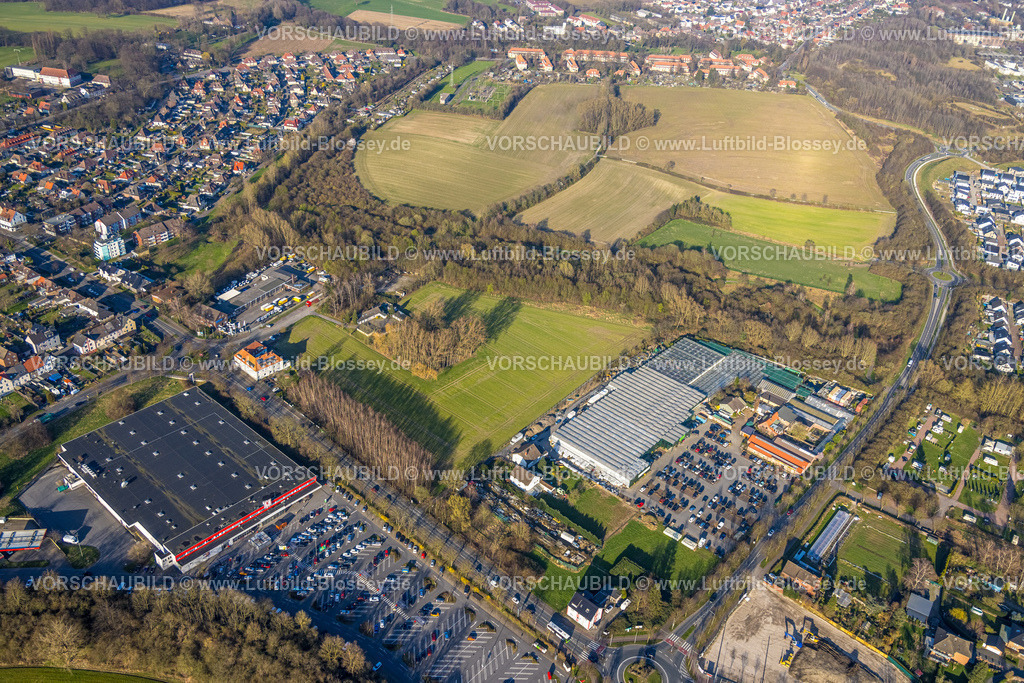 Hamm240305031 | Luftbild, Gewerbefläche Münsterstraße, Kaufland Supermarkt und Gartencenter Bintig GmbH, Parkplatz und Wiesenfläche, Kreisverkehr Sachsenring, Stadtbezirk Heessen, Hamm, Ruhrgebiet, Nordrhein-Westfalen, Deutschland