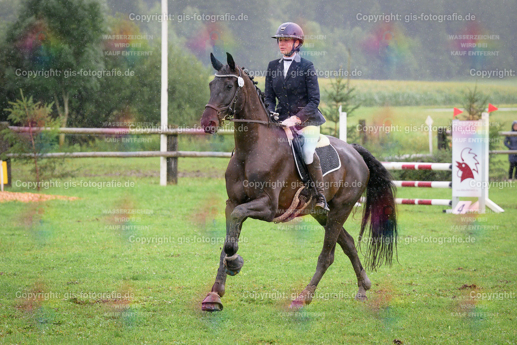 061_Kallerhoff_Anessa_De-Bella-Vita_A1_Springen_250802_01 | gis-fotografie