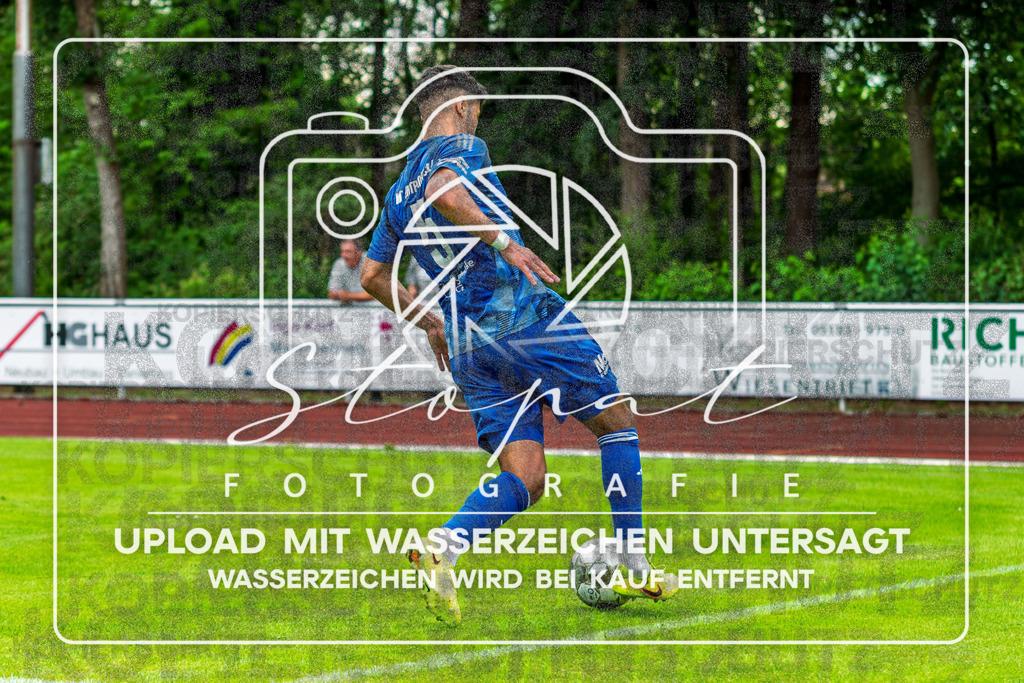 Landesliga Herren LG - TV Jahn Schneverdingen vs. MTV Eintracht Celle | Karim Jelalli (MTV Eintracht Celle #5); Landesliga Herren LG - TV Jahn Schneverdingen vs. MTV Eintracht Celle am 06.06.2026 in Osterwaldstadion, Schneverdingen - Realisiert mit Pictrs.com