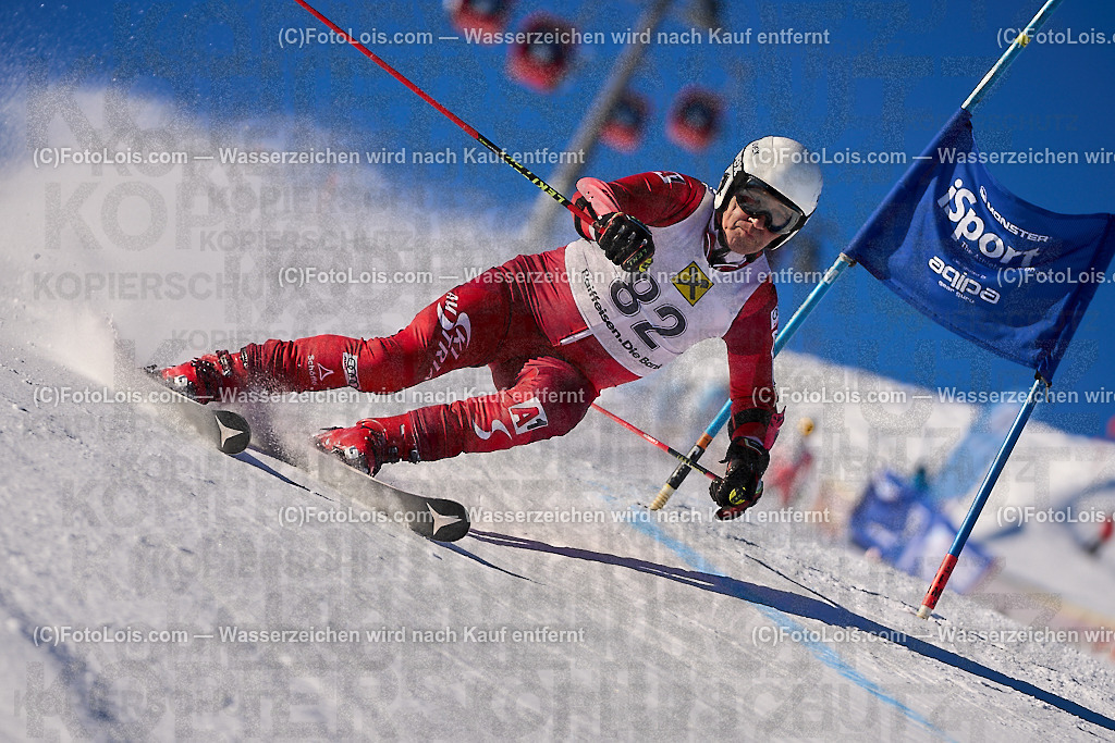 ALP3016_MASTERS-Cup_GS-B Herrn_Aigner Stefan | (C)FotoLois.com, Alois Spandl. FIS Masters-Cup Wildschönau, Giant Slalom auf der Piste Schatzberg GS, Siegerehrung auf dem Dorfplatz Niederau, Sa 13. Januar 2024.