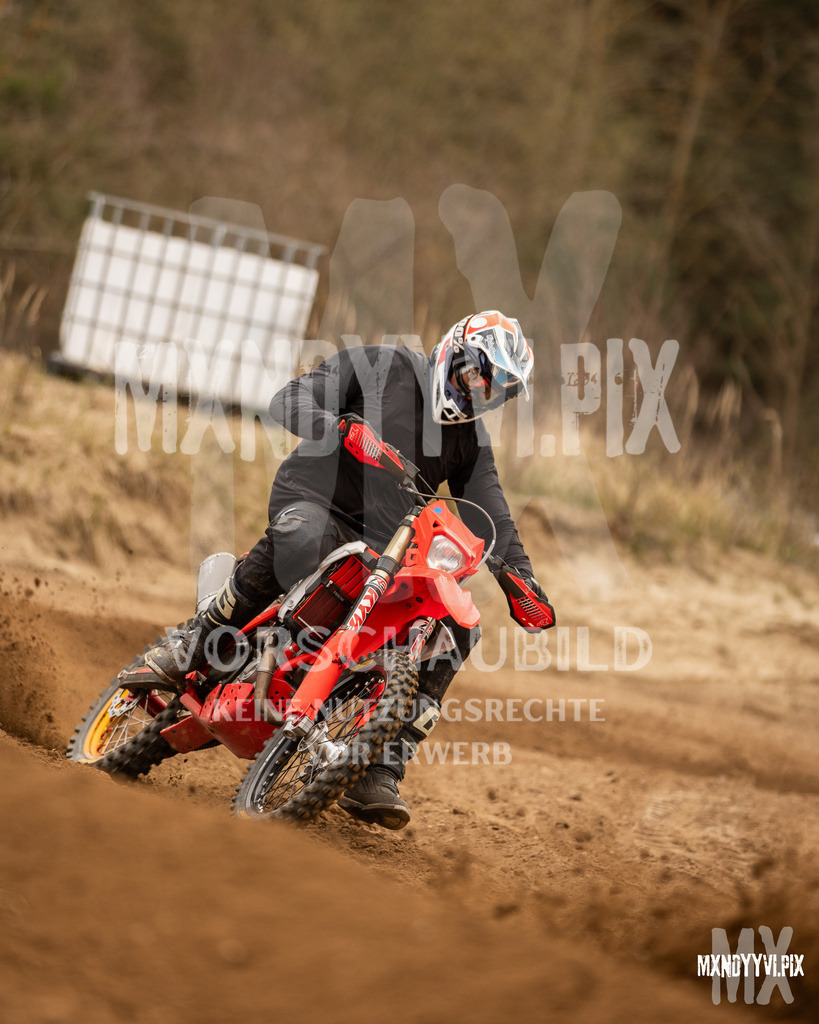 866A1273 | mxndyyvipix