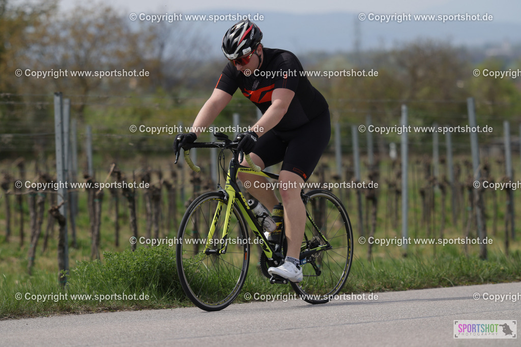 368A4658 | Neusiedlersee Radmarathon 2026@sportshot_your_pictrs #yourpictures#roadtowm2029 #nrm #neusiedlerseeradmarathon #neusiedlersee #neusiedlerseetourismus #burgenland #mörbisch #nrm26 #burgenlandtourismus #voglundco #poweredbyburgenlandtourismus #radsport #rad #marathon #ucigranfondo #visitburgenland #ucigranfondoworldseries