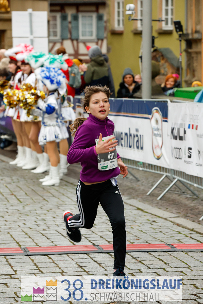 400m AOK Junior Cup | 3 Koenigslauf 2024 400m AOK Junior Cup - Realisiert mit Pictrs.com