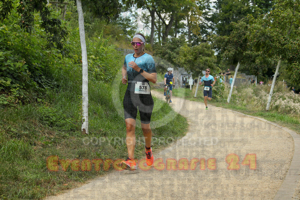 250824_1420_EX1_5889 | Sportfotografie im Rhein-Sieg Kreis, Köln, Bonn, NRW, Rheinland Pfalz, Hessen, etc. Unser Tätigkeitsfeld umfasst den Laufsport vom Volkslauf über den Marathon, Duathlon, Triathon bis zum Ultralauf wie Kölnpfad Ultra oder Schindertrail.
