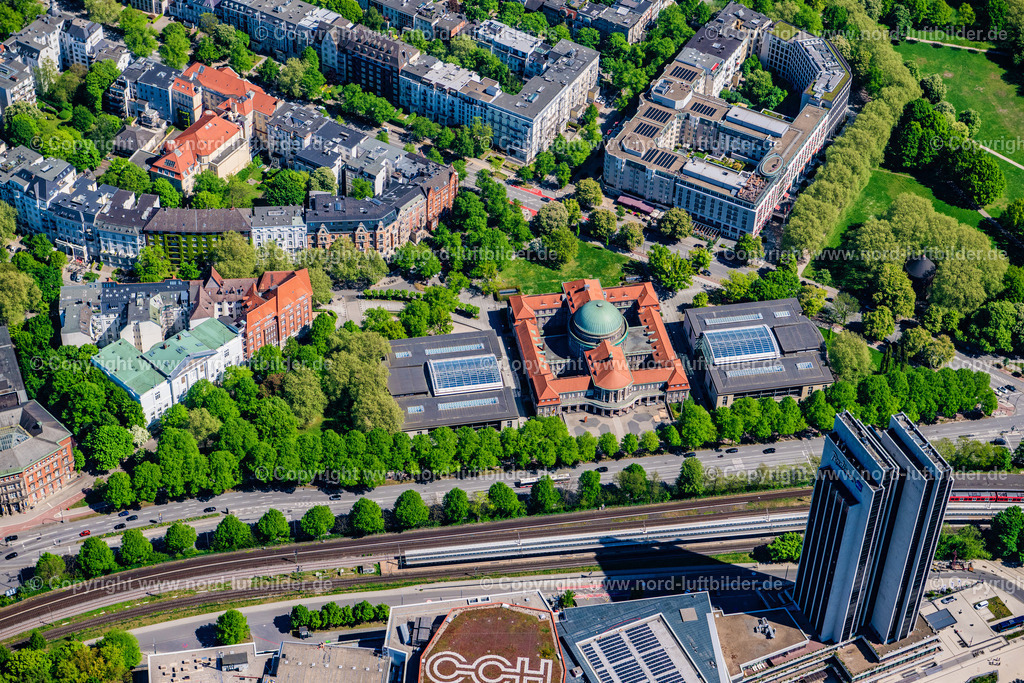 Hamburg_Dammtor_Universität_ELS_4743010525_Kopie | HAMBURG 01.05.2025 Campus- Gebäude der Universität der "Universität Hamburg" an der Edmund-Siemers-Allee im Ortsteil Rotherbaum in Hamburg, Deutschland. Weiterführende Informationen bei: Universität Hamburg. // Campus building of the university of "Universitaet Hamburg" on Edmund-Siemers-Allee in the district Rotherbaum in Hamburg, Germany. Further information at: Universitaet Hamburg. Foto: Martin Elsen