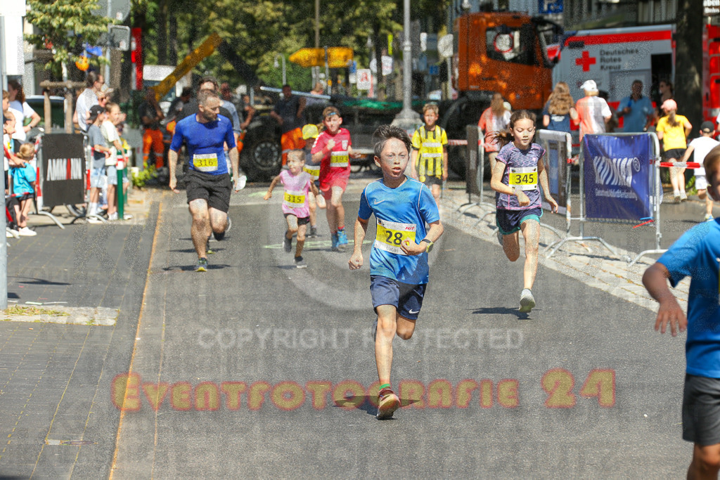250621_1046_EX1_2503 | Sportfotografie im Rhein-Sieg Kreis, Köln, Bonn, NRW, Rheinland Pfalz, Hessen, etc. Unser Tätigkeitsfeld umfasst den Laufsport vom Volkslauf über den Marathon, Duathlon, Triathon bis zum Ultralauf wie Kölnpfad Ultra oder Schindertrail.
