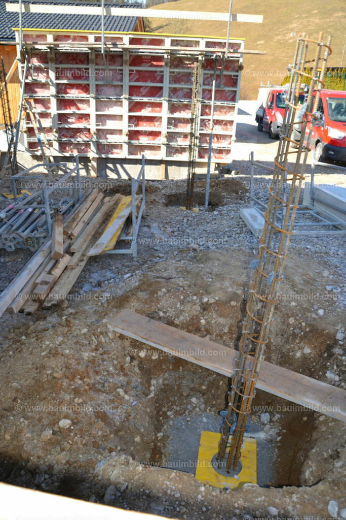 bib-lg04-sonstige-betonarbeiten-0756 | Nach LV-Leistungsgruppen sortierte Detailfotos über den Bau eines Hauses. Alle Hausbau-Bilder direkt vom Urheber und Autor der Website Haus-Selber-Bauen.com