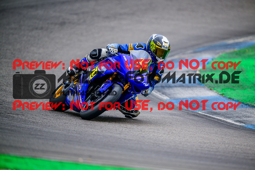 MaZZes_FotoMatrix_240614_6007705_3686 | GELB